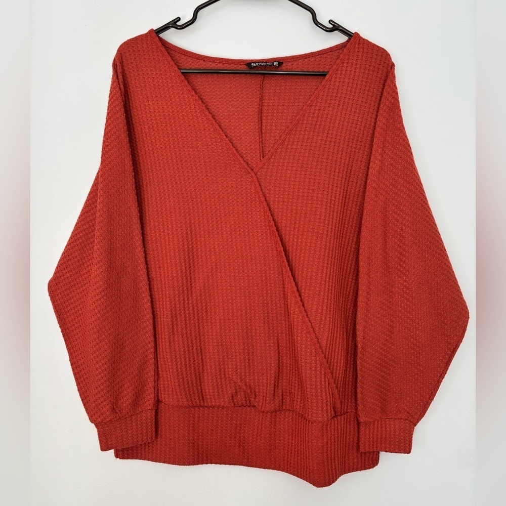 BloomChic Waffle Knit Top Women’s Size 12 Burnt Orange Red Faux Wrap Stretchy